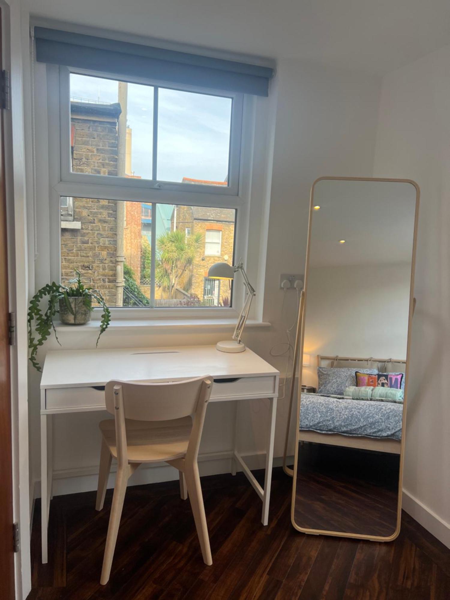 Spacious Battersea Rooms And Apartments London Exterior photo