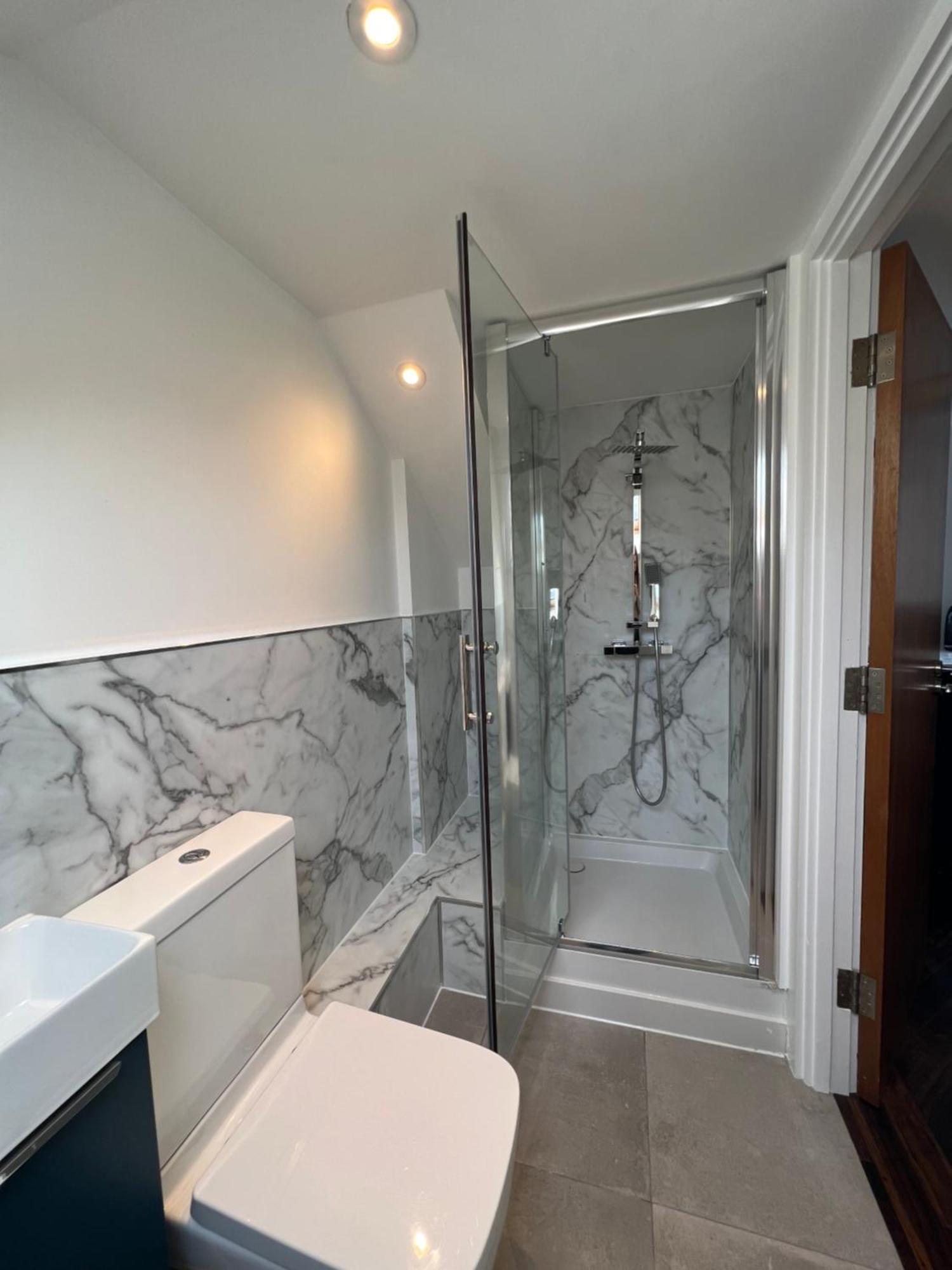 Spacious Battersea Rooms And Apartments London Exterior photo
